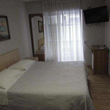 Salku Serviced Rooms Тирана Экстерьер фото